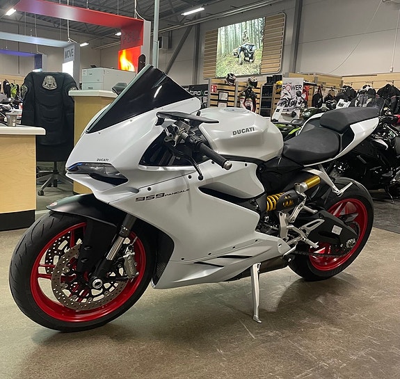 Ducati PANIGALE 959 ABS AKRAPOVIC TAIL TIDY panigale V2 3 of 5
