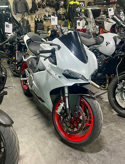 Ducati PANIGALE 959 ABS AKRAPOVIC TAIL TIDY panigale V2 4 of 5