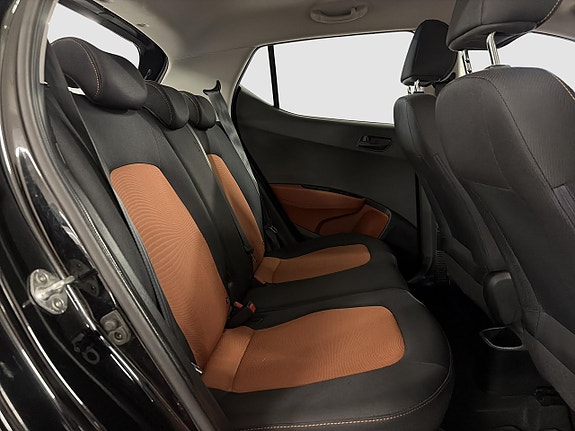 Hyundai i10 6 of 14