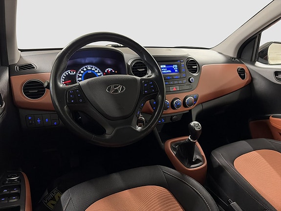 Hyundai i10 12 of 14