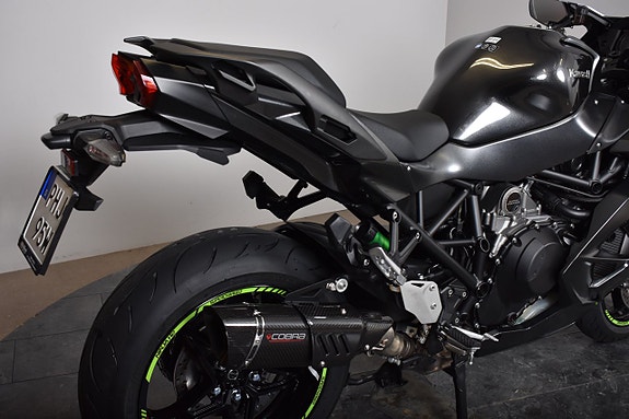 Kawasaki Ninja H2 SX / Nyservad / Slip-on 12 of 18