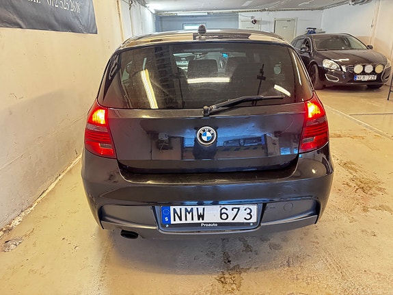 BMW 116i 6 of 10