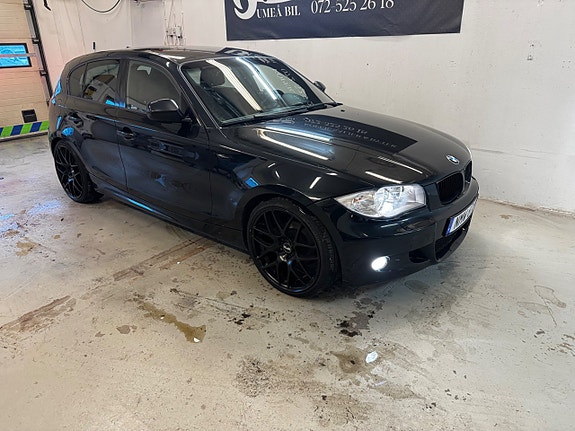 BMW 116i 2 of 10