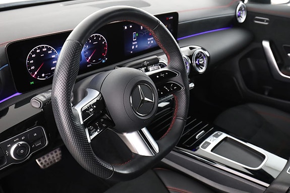 Mercedes-Benz CLA200 12 of 30