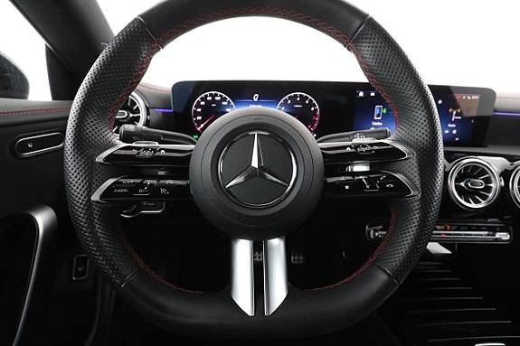 Mercedes-Benz CLA200 19 of 30