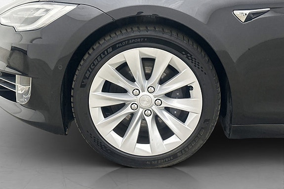 Tesla Model S 30 of 30