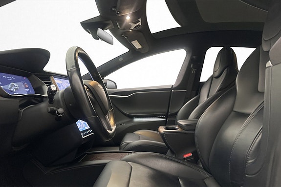 Tesla Model S 12 of 30