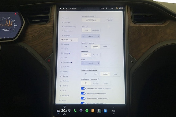 Tesla Model S 18 of 30