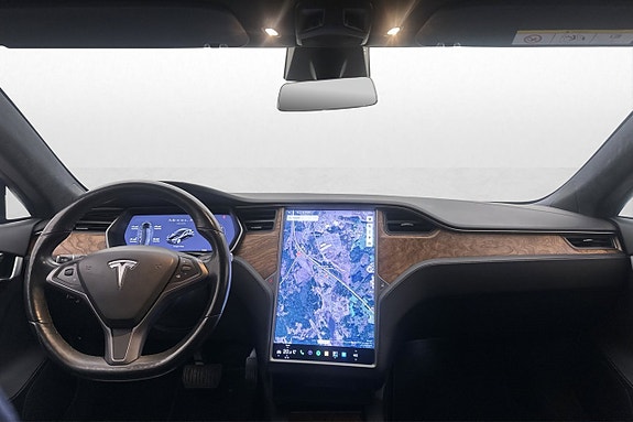 Tesla Model S 13 of 30