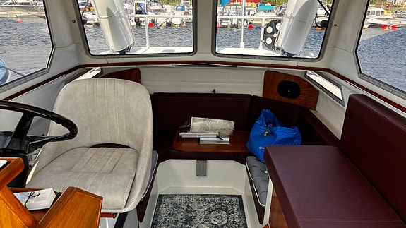 Shippy 680 AC Yamaha 115F 3 of 5