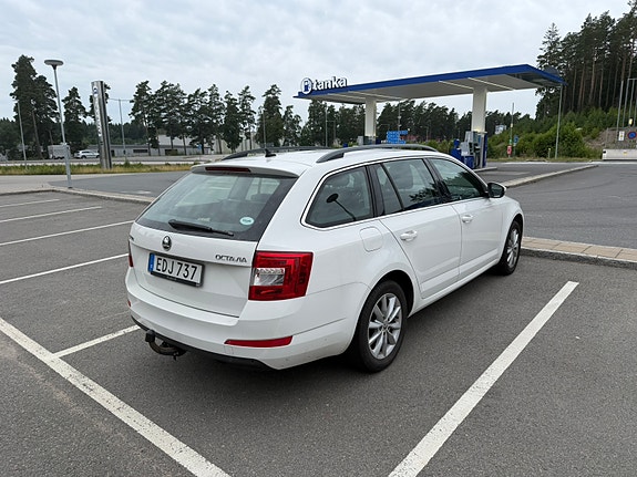 Skoda Octavia 5 of 12
