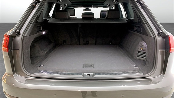 Volkswagen Touareg 13 of 22