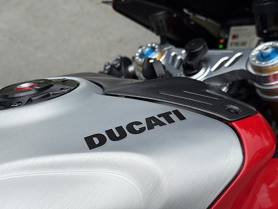 Ducati Panigale V4R Akrapovic helsystem 240,5hk 23 of 30