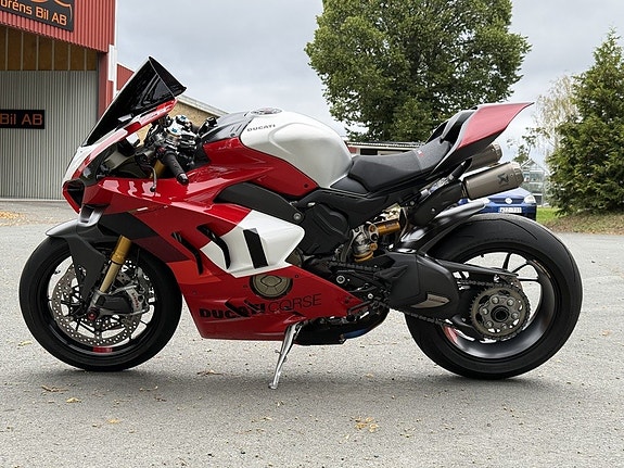 Ducati Panigale V4R Akrapovic helsystem 240,5hk 10 of 30