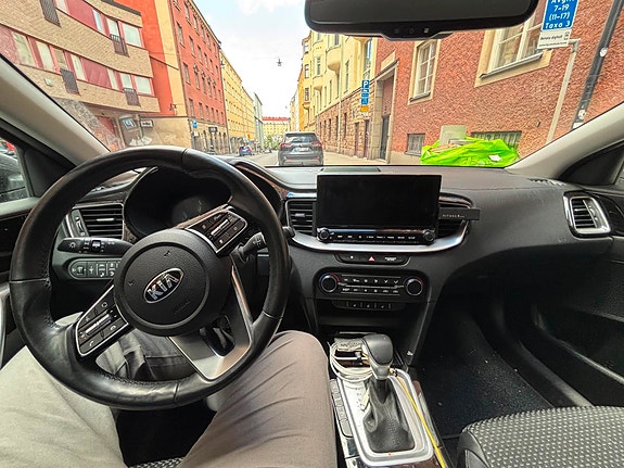 Kia XCeed 3 of 4