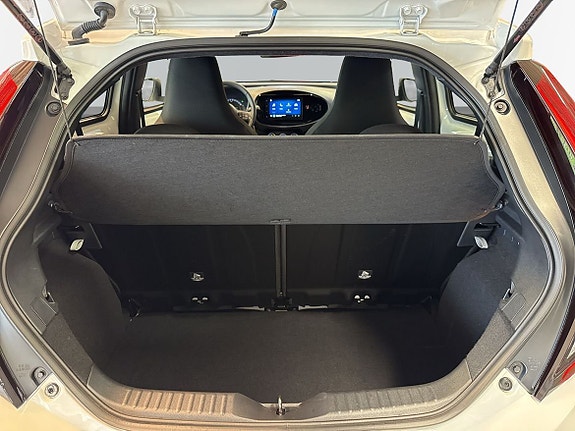 Toyota Aygo X 11 of 16