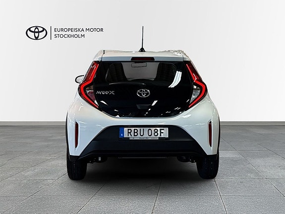 Toyota Aygo X 5 of 16