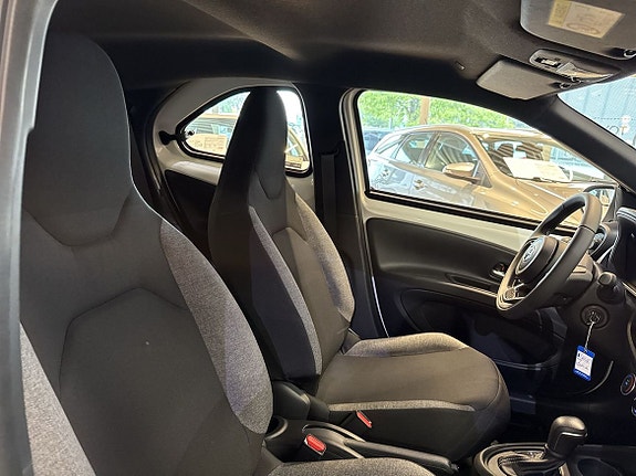 Toyota Aygo X 12 of 16