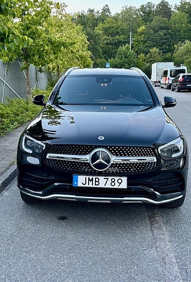 Mercedes-Benz GLC300 de 4 of 8