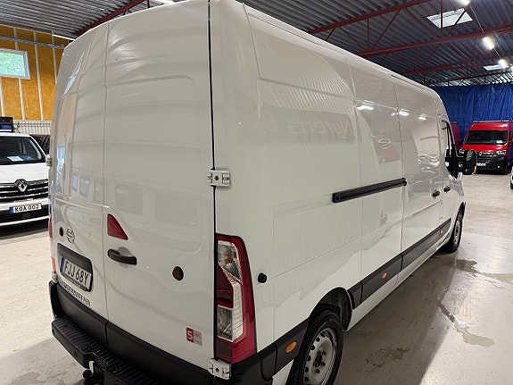 Nissan Interstar 4 of 9