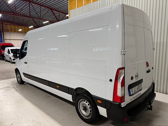 Nissan Interstar 3 of 9