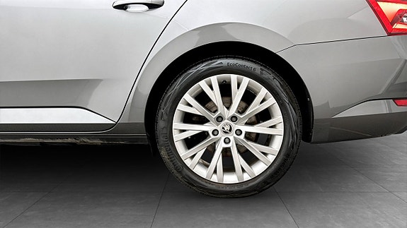 Skoda Superb 6 of 20