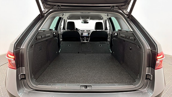 Skoda Superb 19 of 20