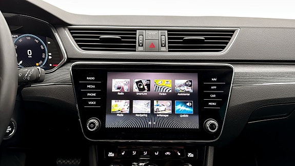 Skoda Superb 9 of 20