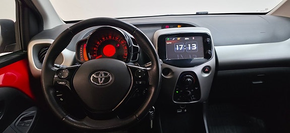 Toyota Aygo 9 of 22