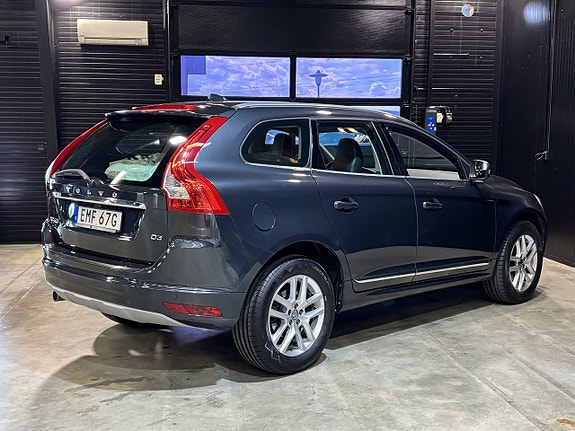 Volvo XC60 6 of 23