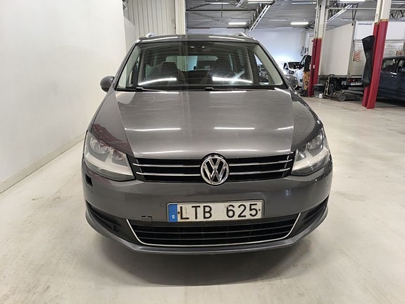 Volkswagen Sharan 2 of 10