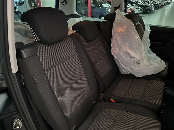 Volkswagen Sharan 9 of 10