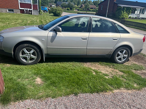 Audi A6 2 of 12