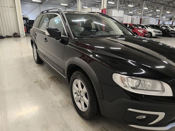 Volvo XC70 3 of 10