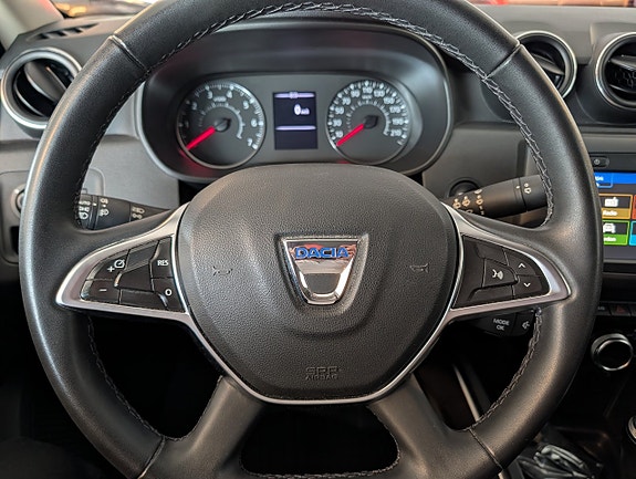 Dacia Duster 12 of 13