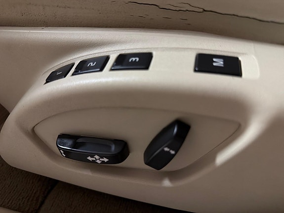 Volvo XC60 20 of 27