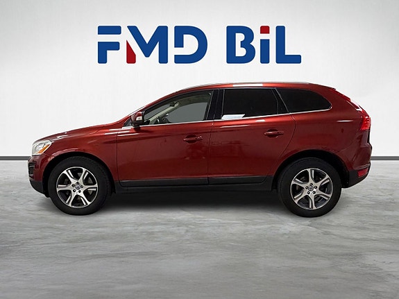Volvo XC60 2 of 27