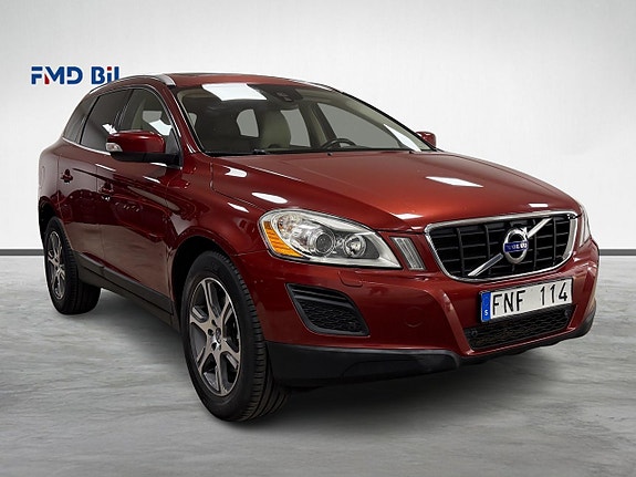 Volvo XC60 4 of 27