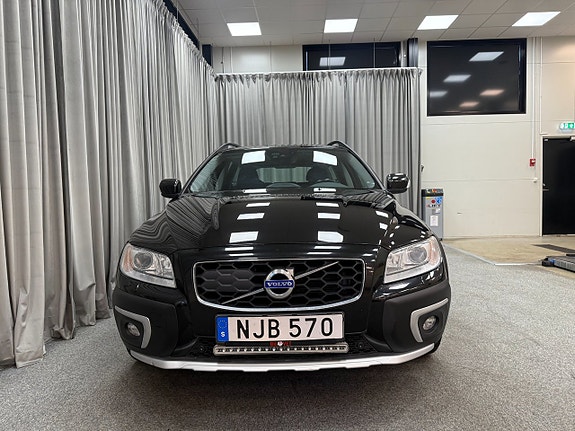 Volvo XC70 5 of 15