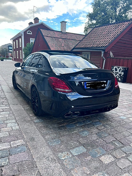Mercedes-Benz 220 4 of 7