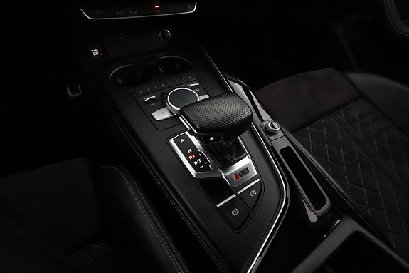 Audi RS4 26 of 30