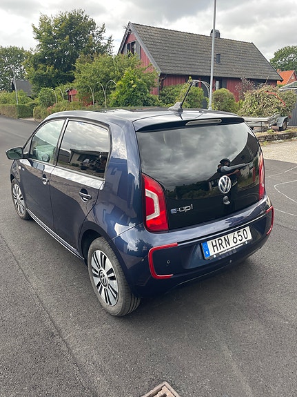 Volkswagen e-Up! 3 of 7