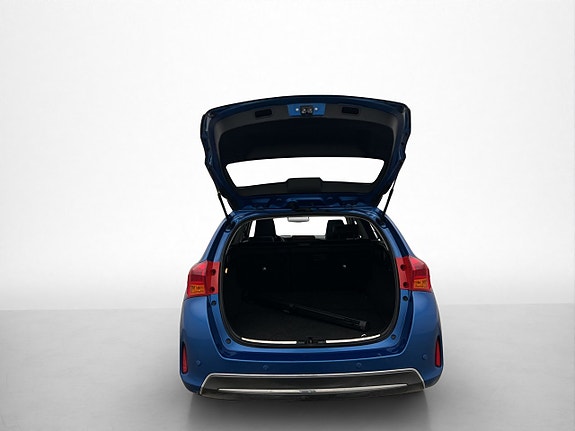 Toyota Auris 25 of 29