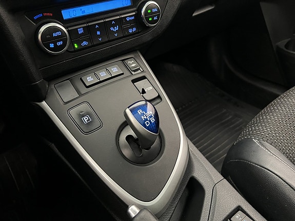 Toyota Auris 21 of 29