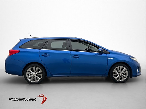 Toyota Auris 9 of 29