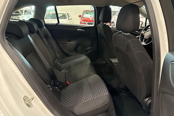 Opel Astra 19 of 22