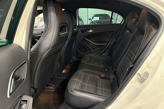 Mercedes-Benz A180 20 of 22
