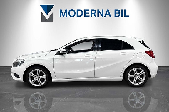 Mercedes-Benz A180 3 of 22