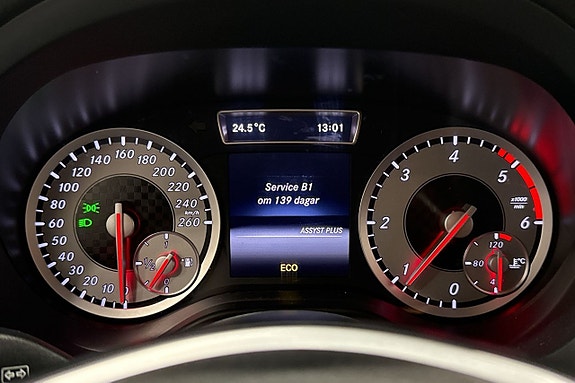 Mercedes-Benz A180 12 of 22