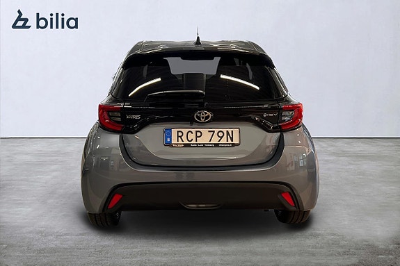 Toyota Yaris 5 of 22